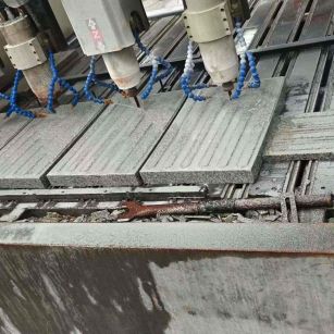 柳州 芝麻白花岗岩荔枝面盲道雕刻