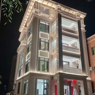 柳州 芝麻白花岗岩别墅外墙夜间效果