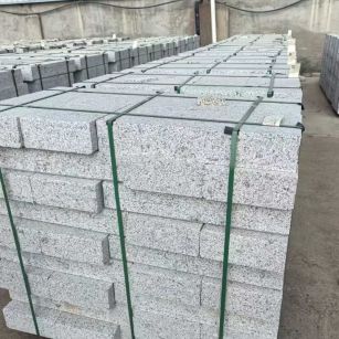 柳州 白麻花岗岩路沿石，弧形路沿石，道牙石，马路牙子，界石，路缘石，平沿石，直岩石，平缘石等