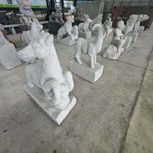 柳州 芝麻白花岗岩造型立体雕刻——十二生肖