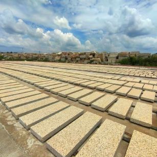 柳州 黄金麻荔枝面花岗岩石材地铺石防护中