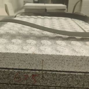 柳州 芝麻白花岗岩6.0公分荔枝面五轴加工雕刻盲点