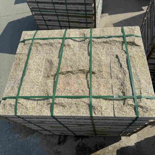 柳州 黄金麻花岗岩石材自然面蘑菇石成品