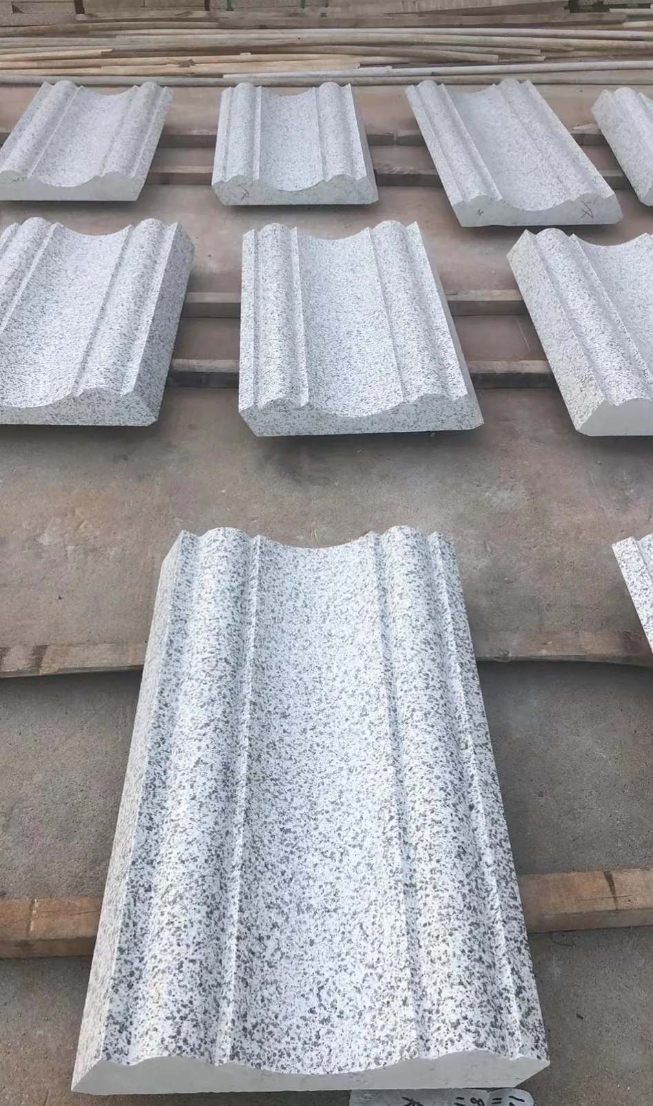 柳州 白麻花岗岩光面别墅线条