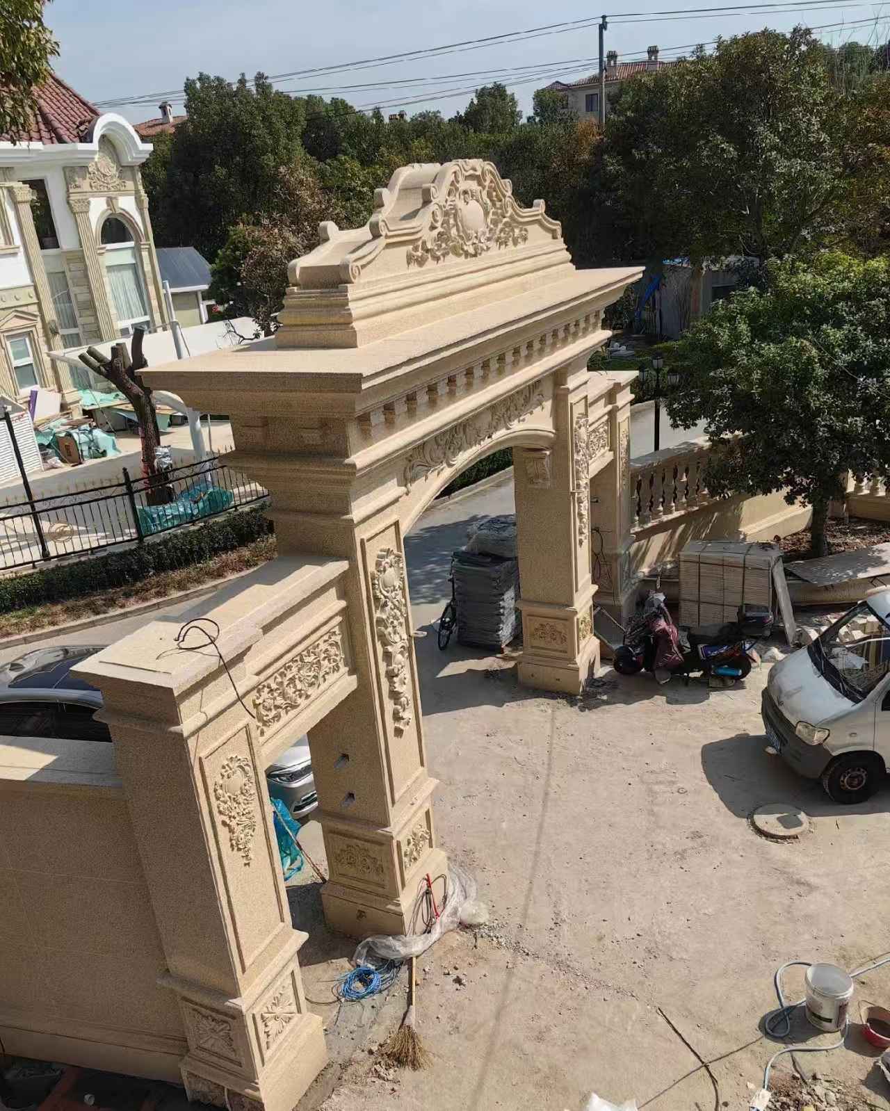 柳州 黄金麻荔枝面花岗岩别墅门楼