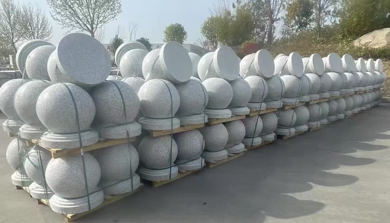 柳州 白麻花岗岩石材圆球，石球，挡车球，隔离球，景观石球，风水球等