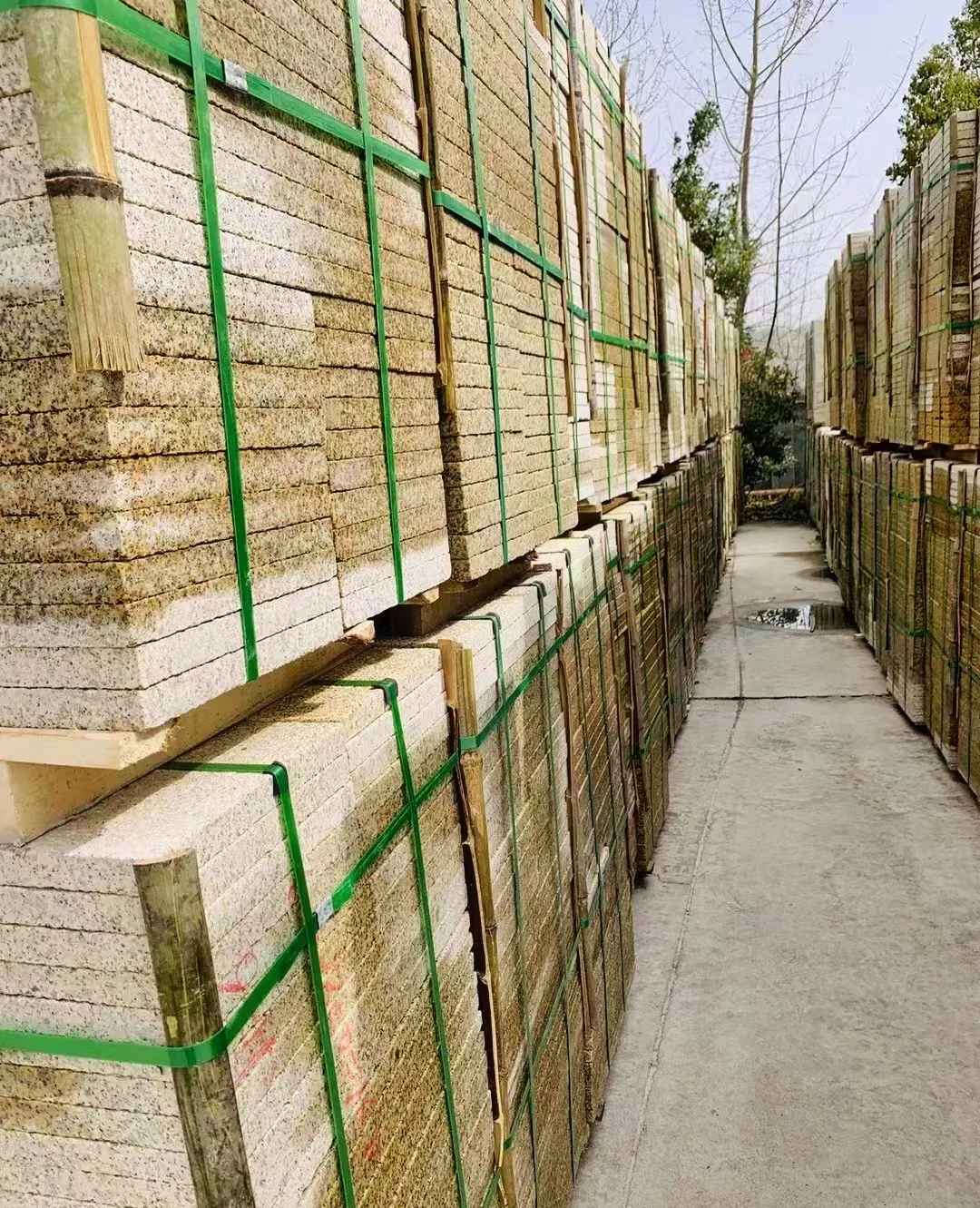 柳州 黄金麻花岗岩荔枝面地铺石