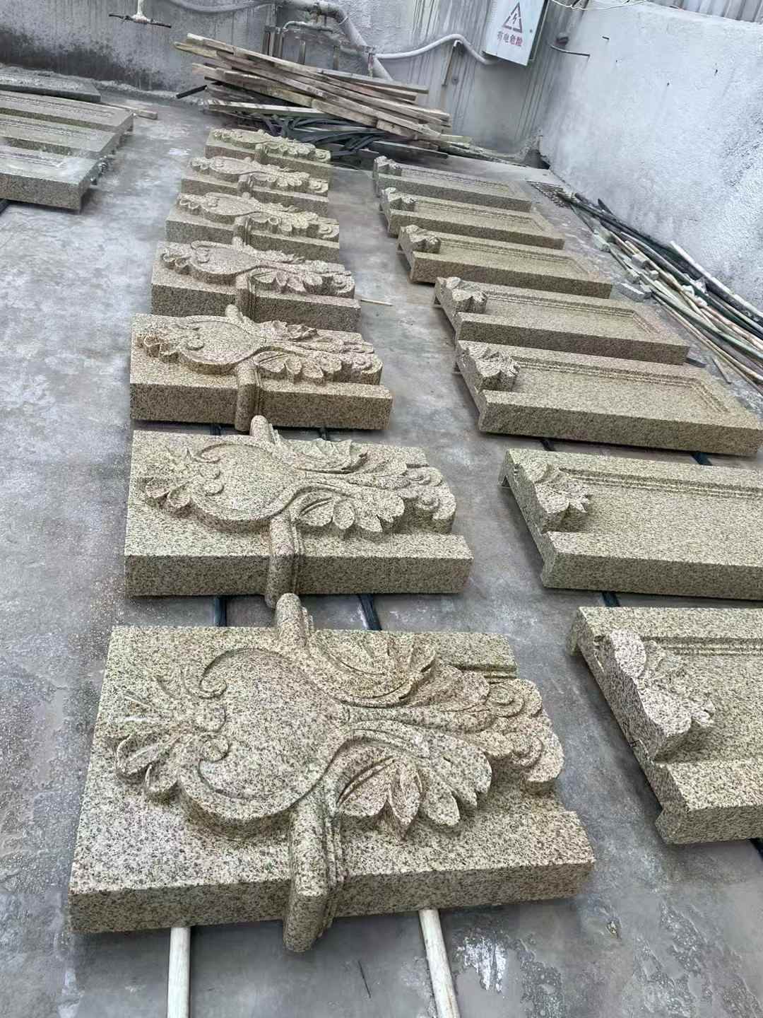 柳州 黄金麻花岗岩别墅外墙雕刻板