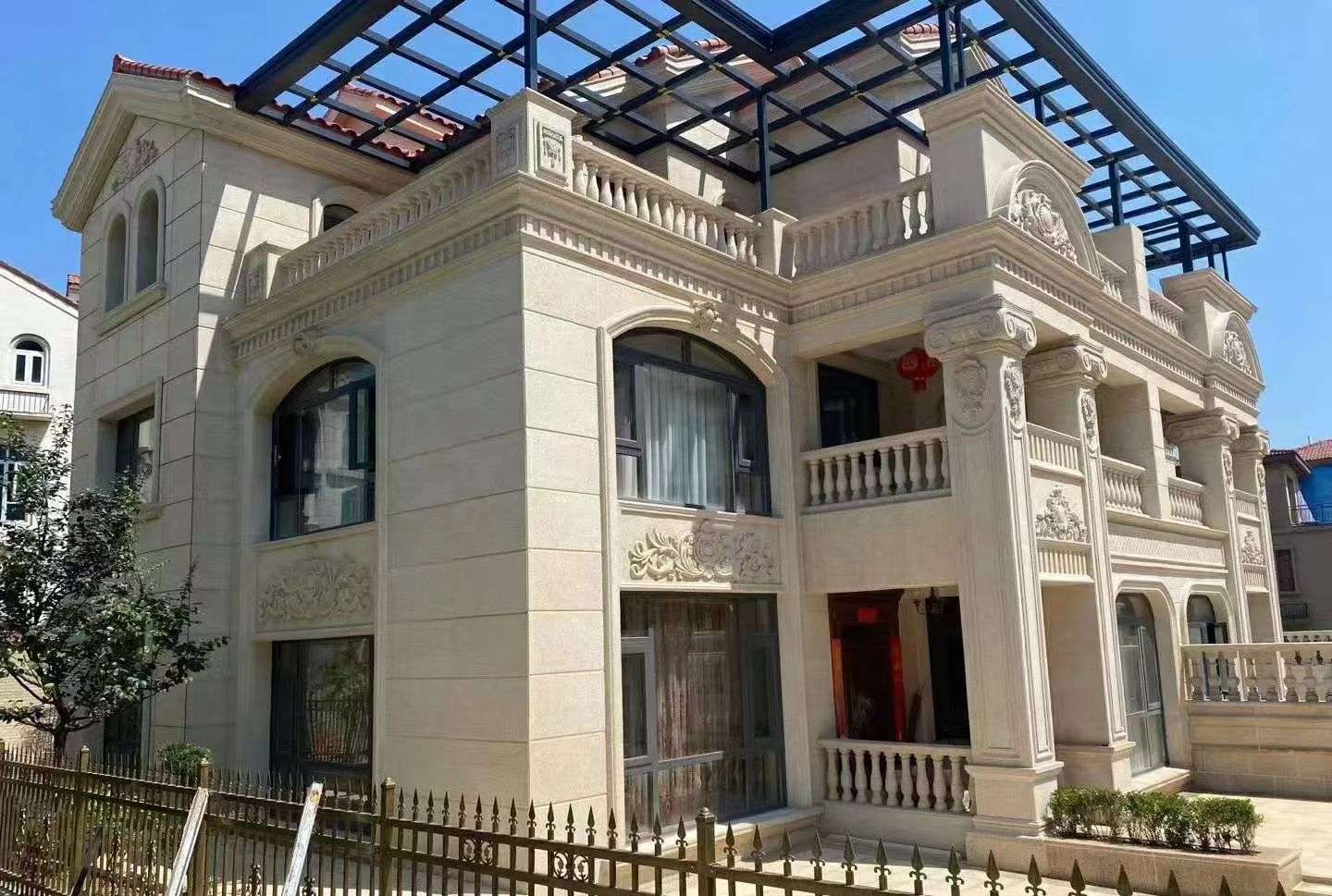 柳州 黄金麻花岗岩荔枝面别墅外墙干挂